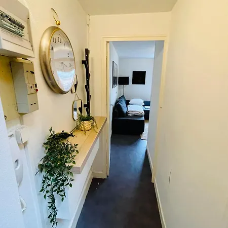 Apartmán #4 Furnished Flat *